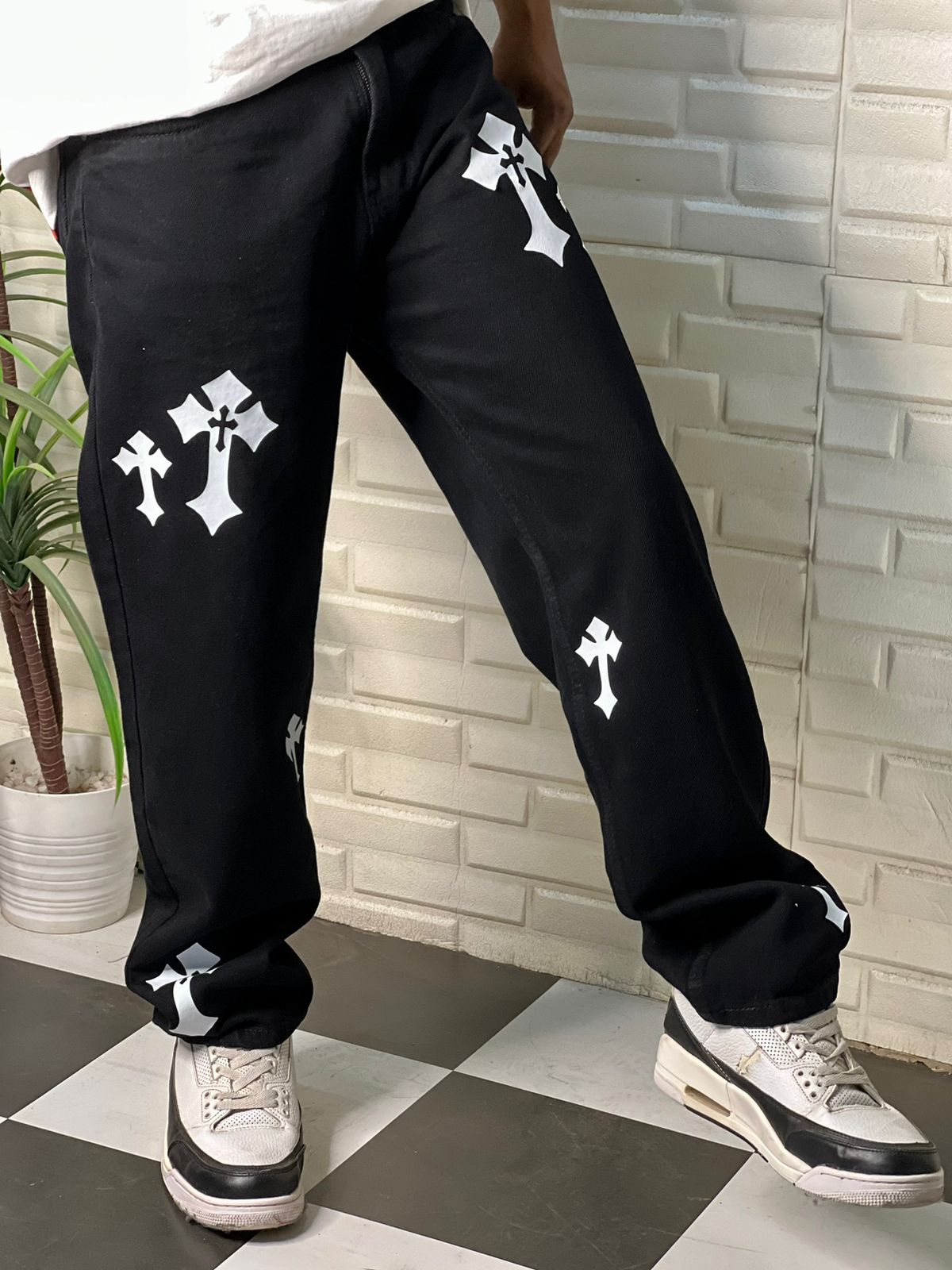 Aesthetic Z Black Straight Fit Baggy Jeans For Men