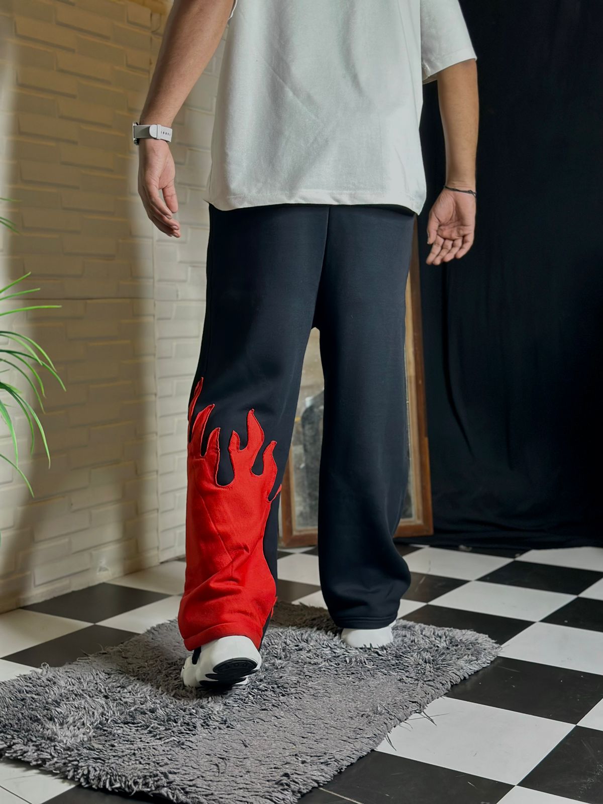 Fire Kick Straight Pant