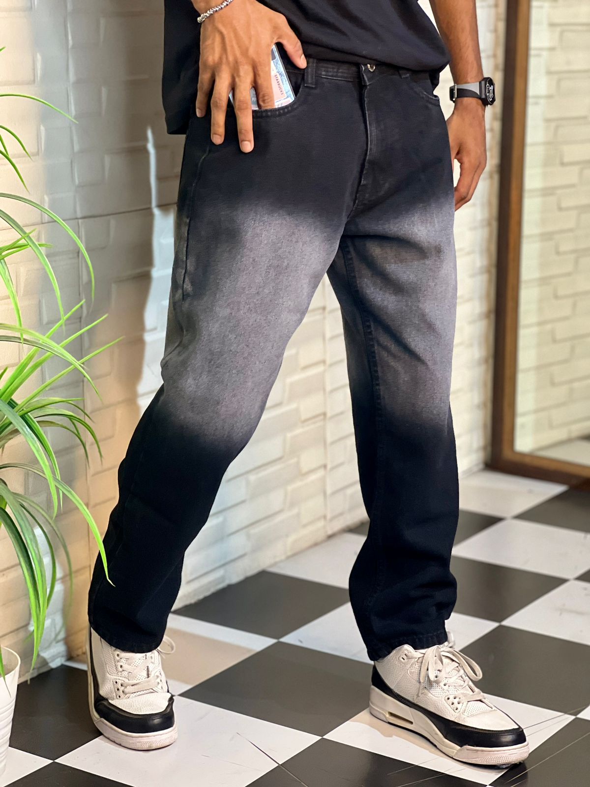 Dual Shade Straight Fit Baggy  Denim Jeans